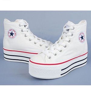 Super fashion and super cute platforms